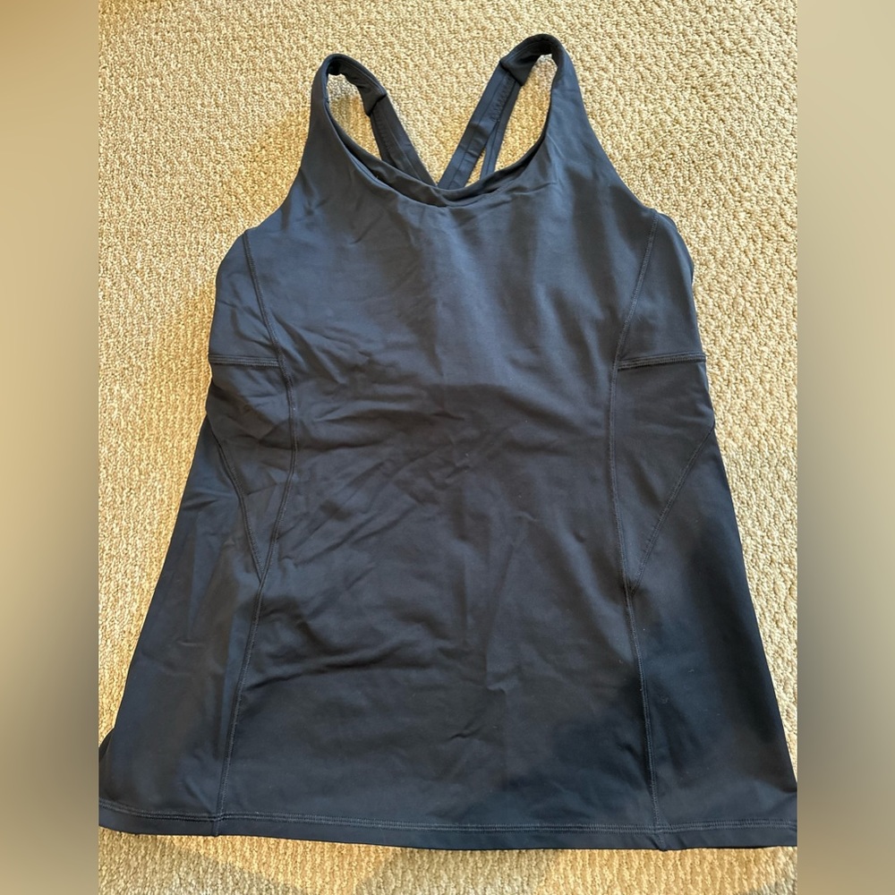 BLACK LULULEMON TANK TOP!